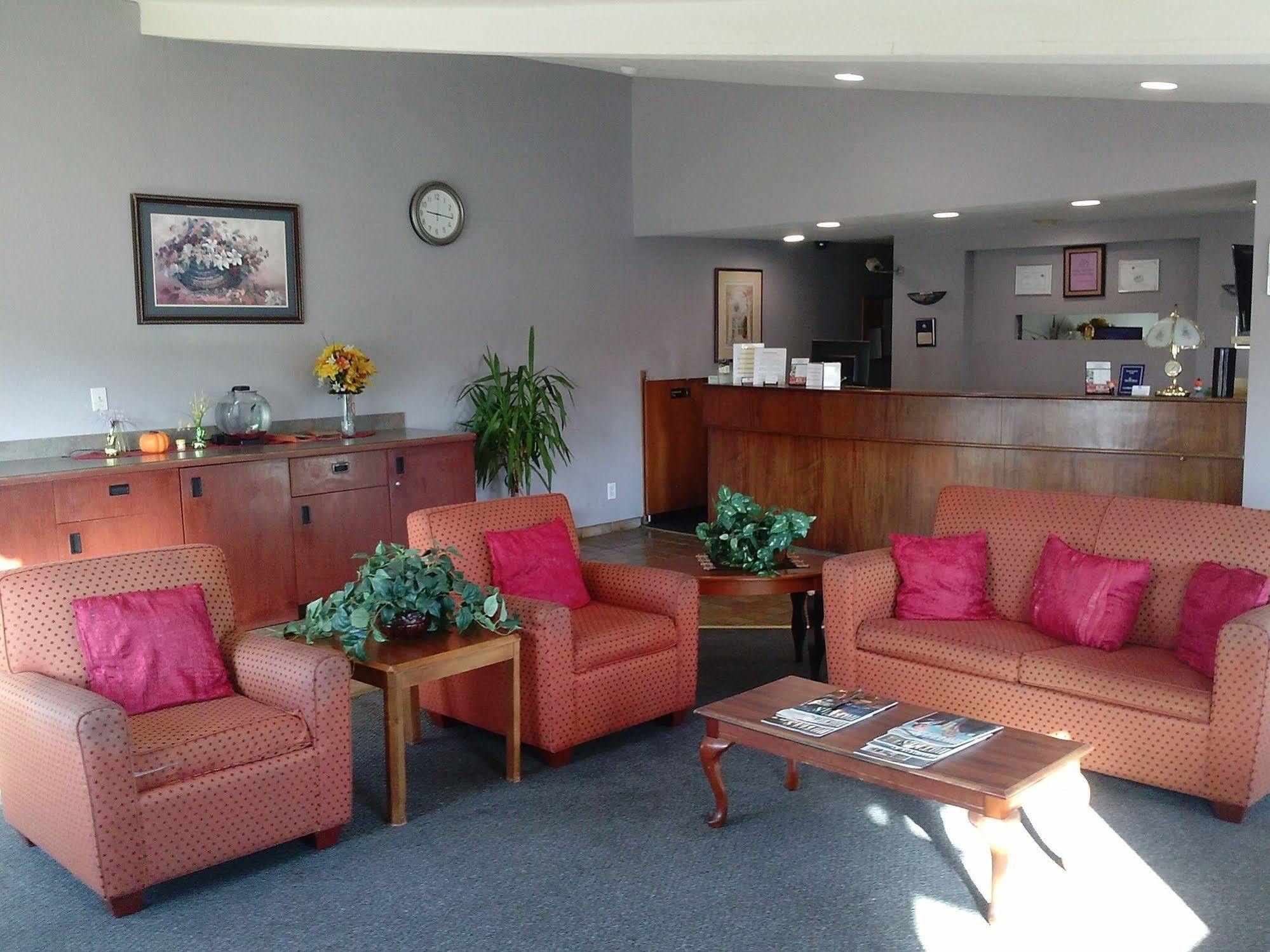 Westwoods Inn & Suites Woodhaven Extérieur photo